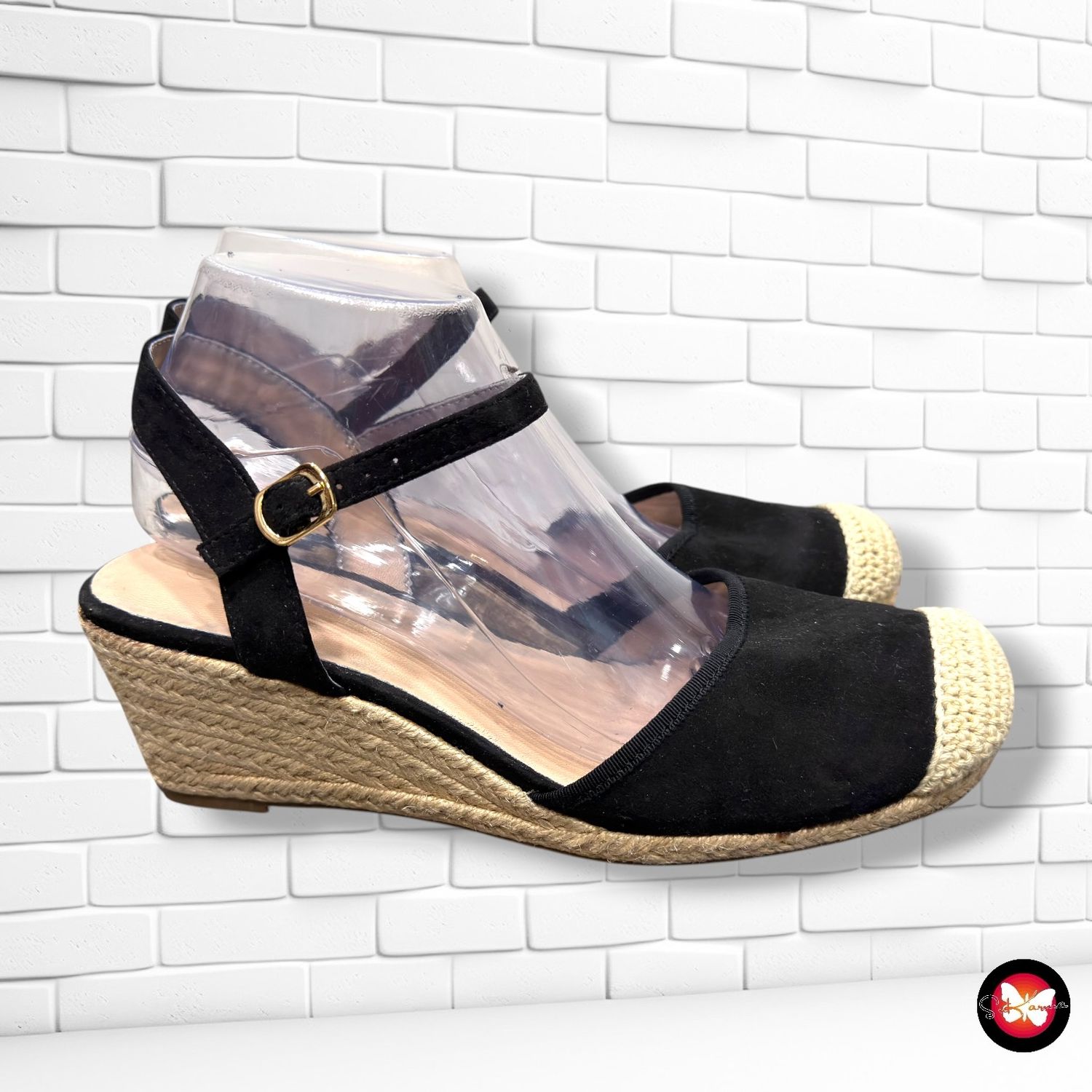 **HOY** Sandalias de cuña  color Negro Talla Calzado 39