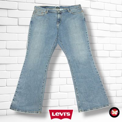 **HOY** Pantalón BOOTCUT 515 LEVI’S color Azul vaquero Talla 52 (22M USA)