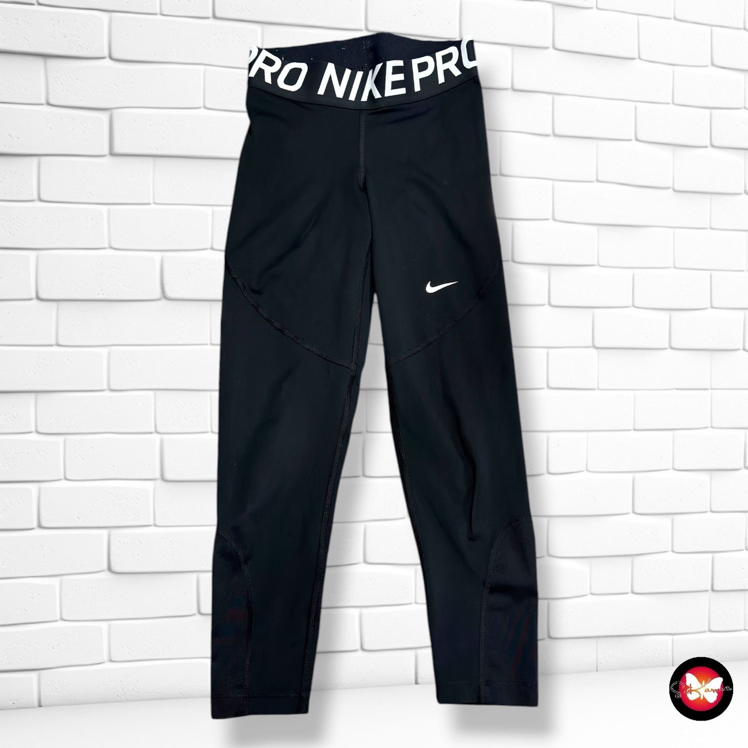 **HOY** Mallas deportivas piratas NIKE color Negro Talla XS