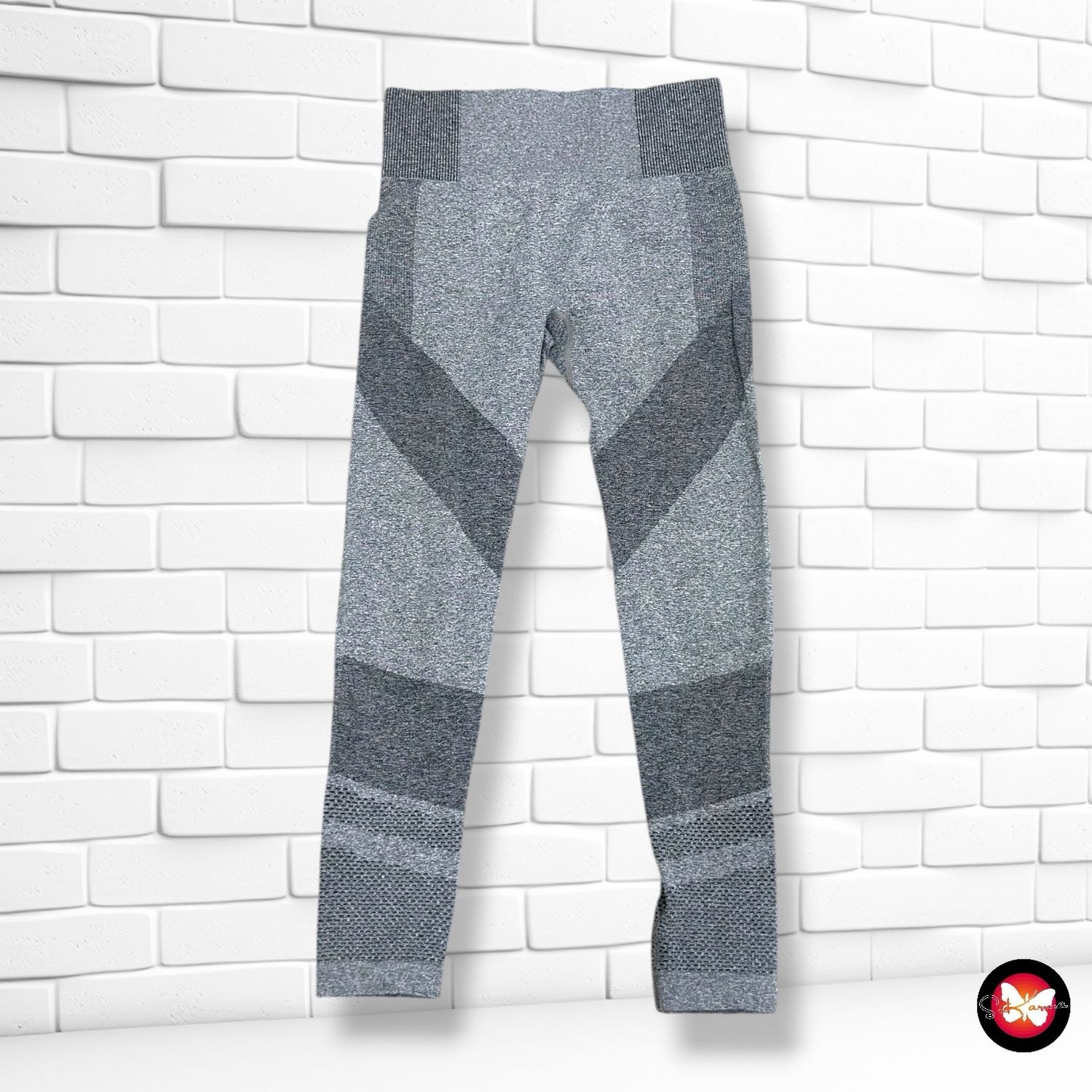 **HOY** Mallas deportivas de microfibra  color Gris Talla M