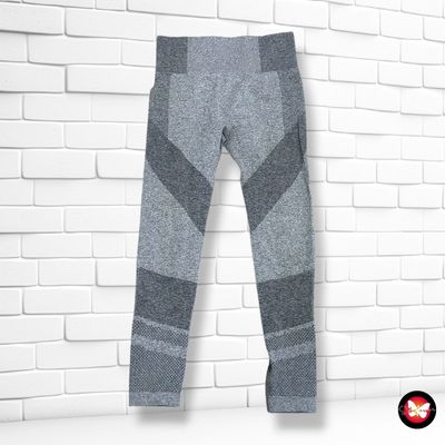 **HOY** Mallas deportivas de microfibra  color Gris Talla M