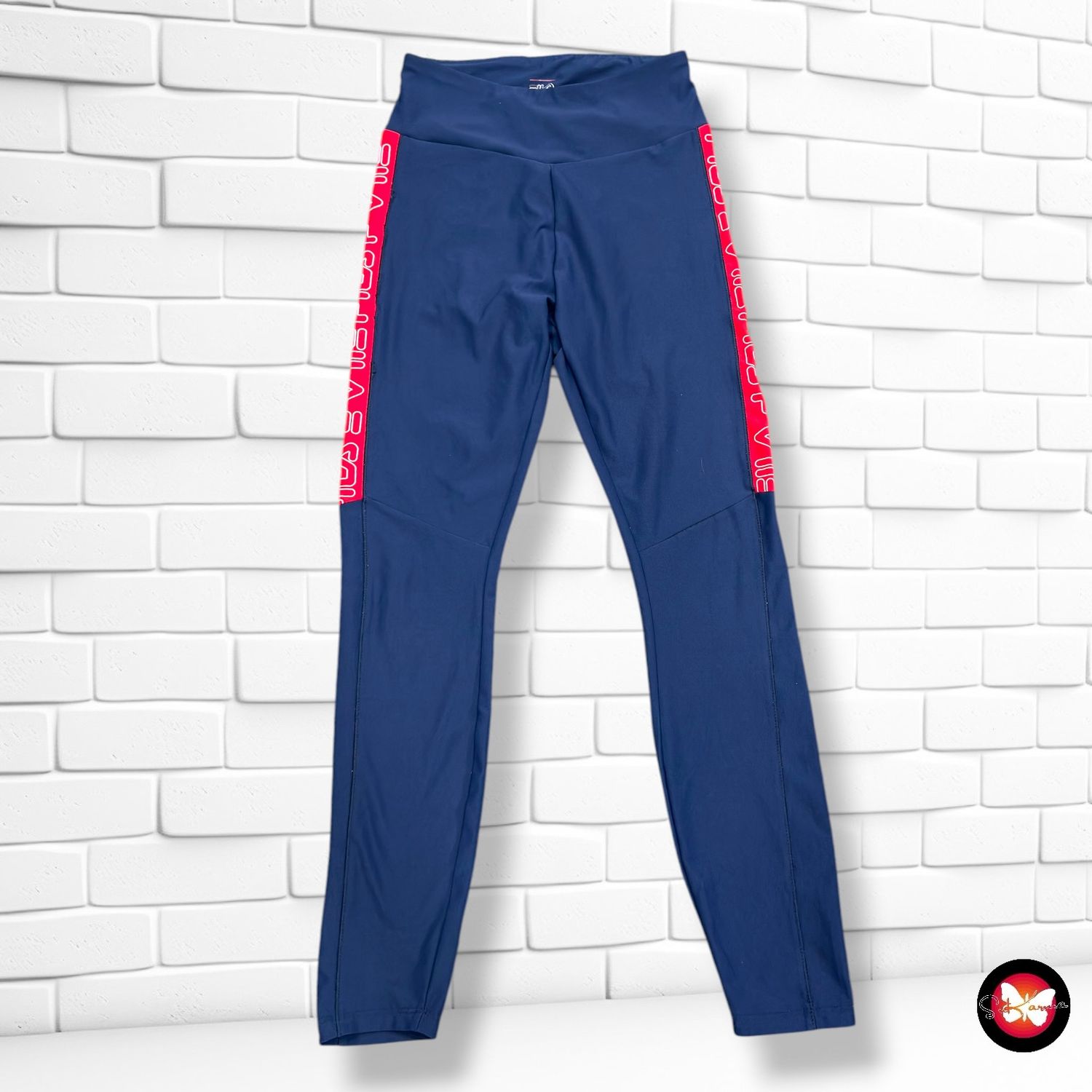 **HOY** Mallas deportivas FILA color Azul y rojo Talla S