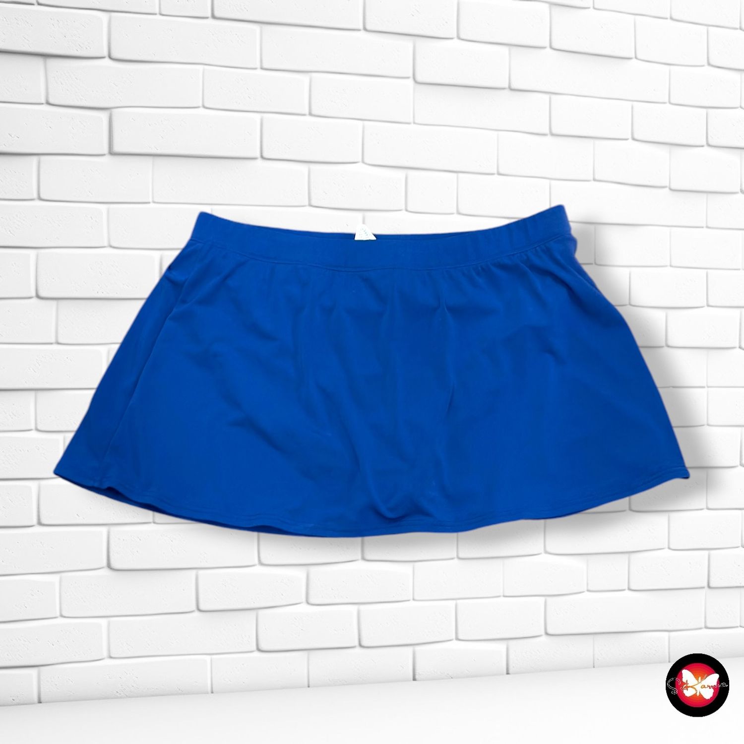 **HOY** Falda deportiva con mallitas  color Azul Talla 42