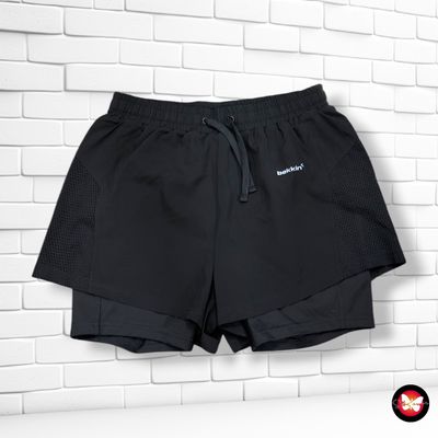 **HOY** Short deportivo con mallitas BEKKIN color Negro Talla 38/40