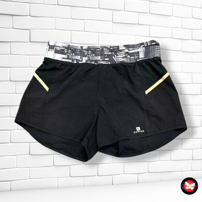 **HOY** Short deportivo DOMYOS color Negro y gris Talla L