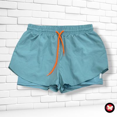**HOY** Short deportivo con mallitas SHEIN color Acero Talla L