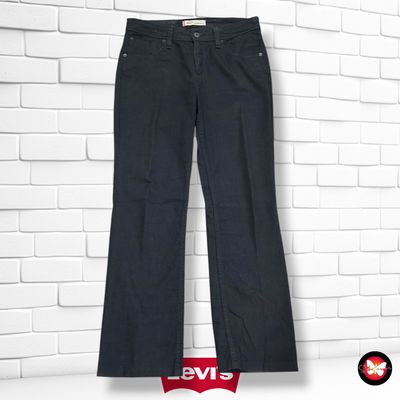 **HOY** Pantalón 627 STRAIGHT FIT LEVI’S color Negro Talla L (W30)