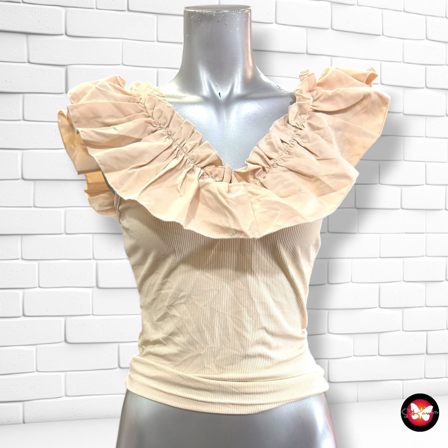 **HOY** Crop top con volante SHEIN color Beige Talla M