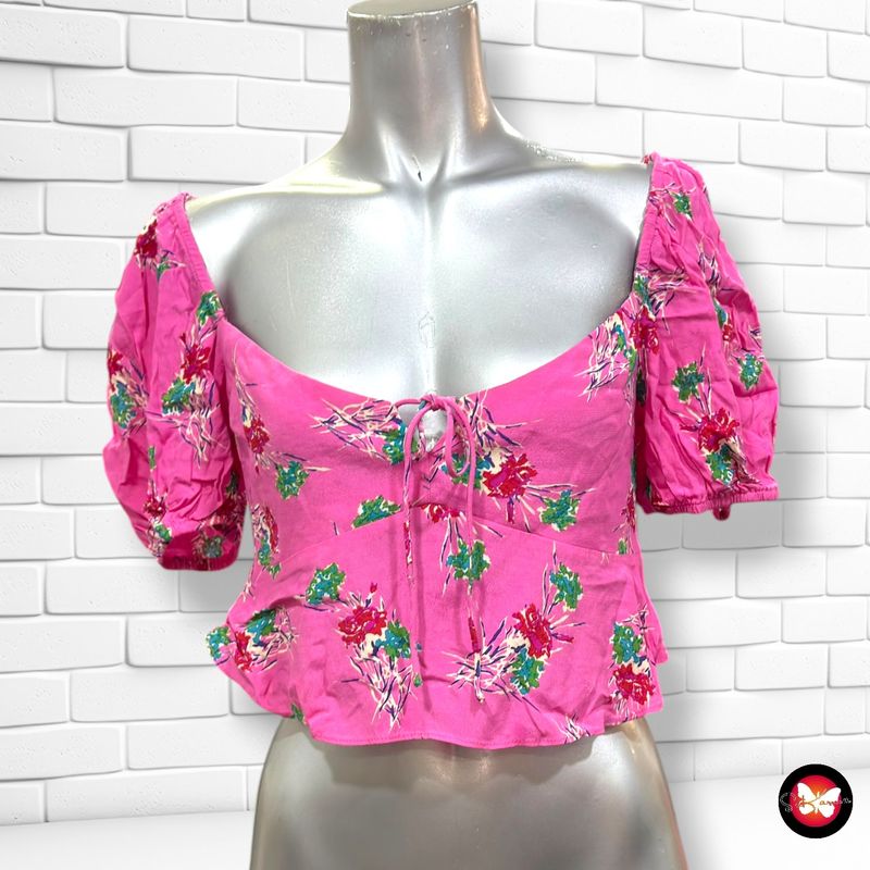 **HOY** Crop top escote barco de flores ZARA color Rosa y varios Talla S