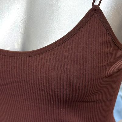 **HOY** Crop top canalé ZARA color Marrón Talla XS