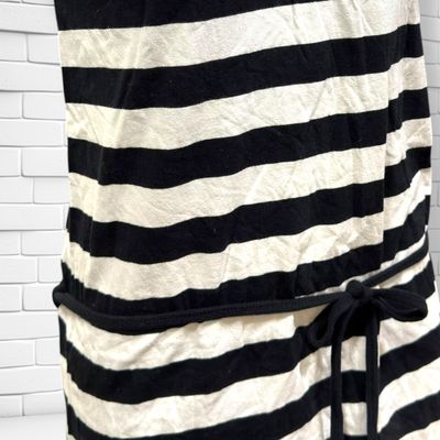 **HOY** Vestido de tirantes de rayas ONLY color Negro y blanco Talla S