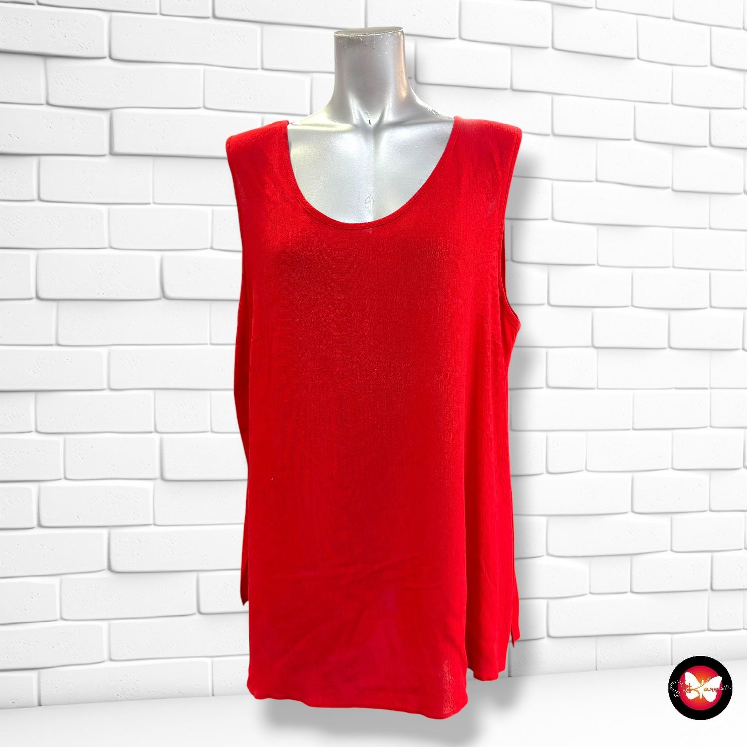 **HOY** Blusa sin mangas  color Rojo Talla 46