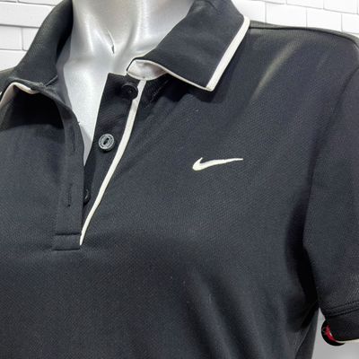 **HOY** Polo deportiva NIKE color Negro Talla M