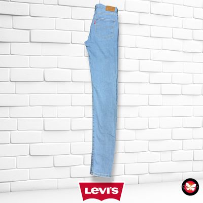 **HOY** Pantalón 720 HIGH RISE SUPER SKINNY LEVI’S color Azul vaquero Talla S/M (W27)