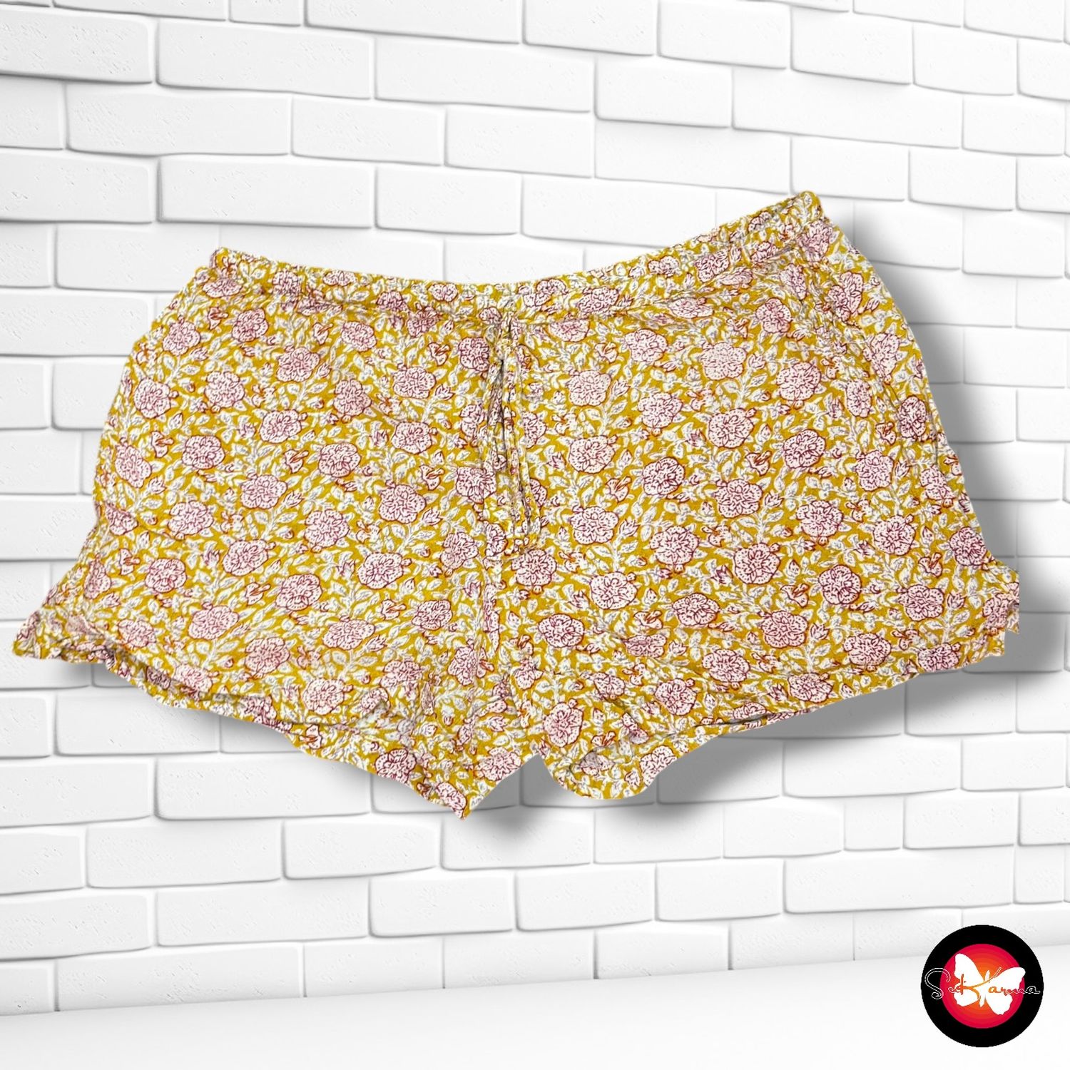 **HOY** Short sueltito NATURA color Varios Talla M