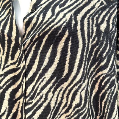 **HOY** Camisola animal print JANINA color Negro y beige Talla 46 (grande)