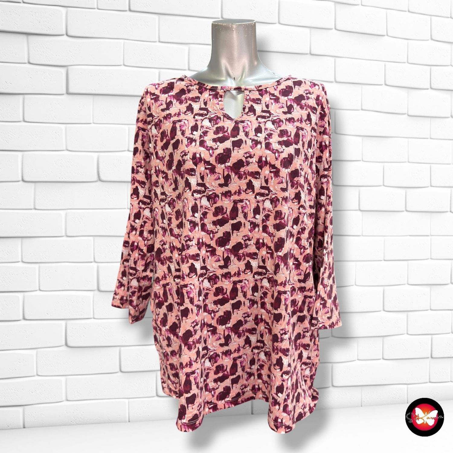 **HOY** Camiseta de media manga  color Rosa y morado Talla 50