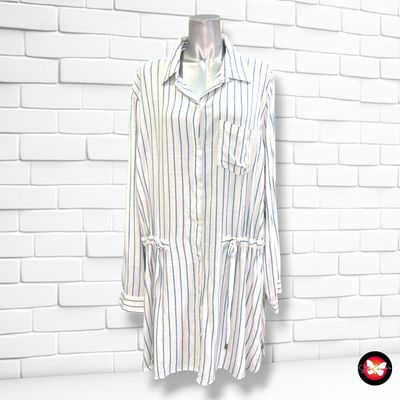 **HOY** Vestido camisero de rayitas  color Blanco y celeste Talla XL