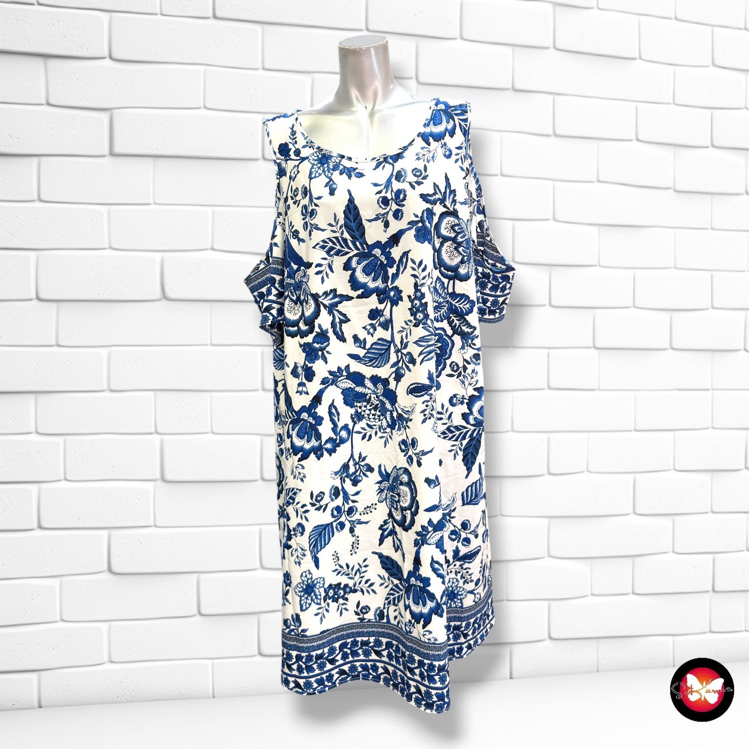**HOY** Vestido con hombro descubiertos GOMORN CURVE color Blanco y azul Talla 3XL