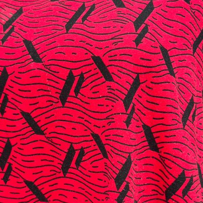 **HOY** Camiseta de manga corta  color Rojo y negro Talla 48