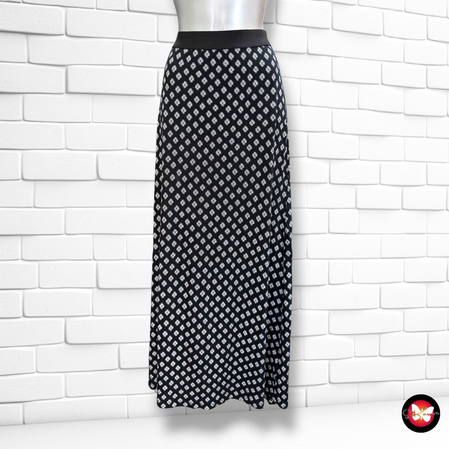 **HOY** Falda larga LAURA TORELLI color Negro y blanco Talla S (grande)