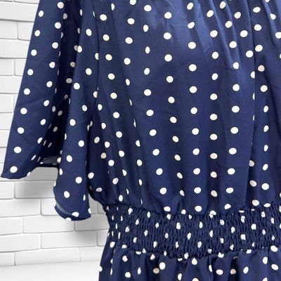 **HOY** Vestido midi de lunares SHEIN CURVE color Azul marino y blanco Talla 2XL (pequeña)