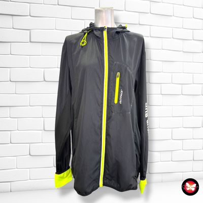 **HOY** Chaqueta cortavientos OUTPACE color Negro y neón Talla L (grande)