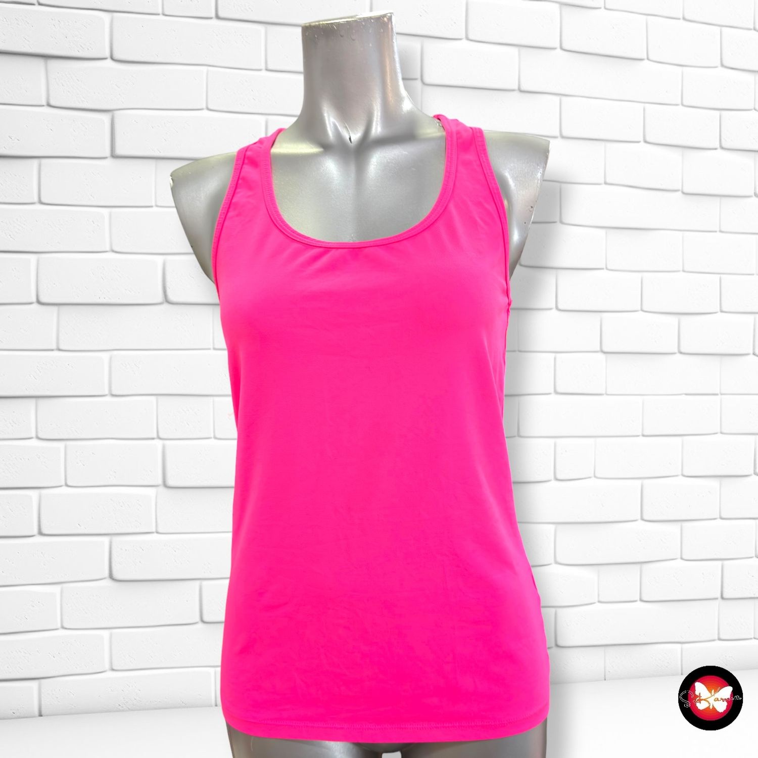 **HOY** Camiseta deportiva DOMYOS color Fucsia Talla 38