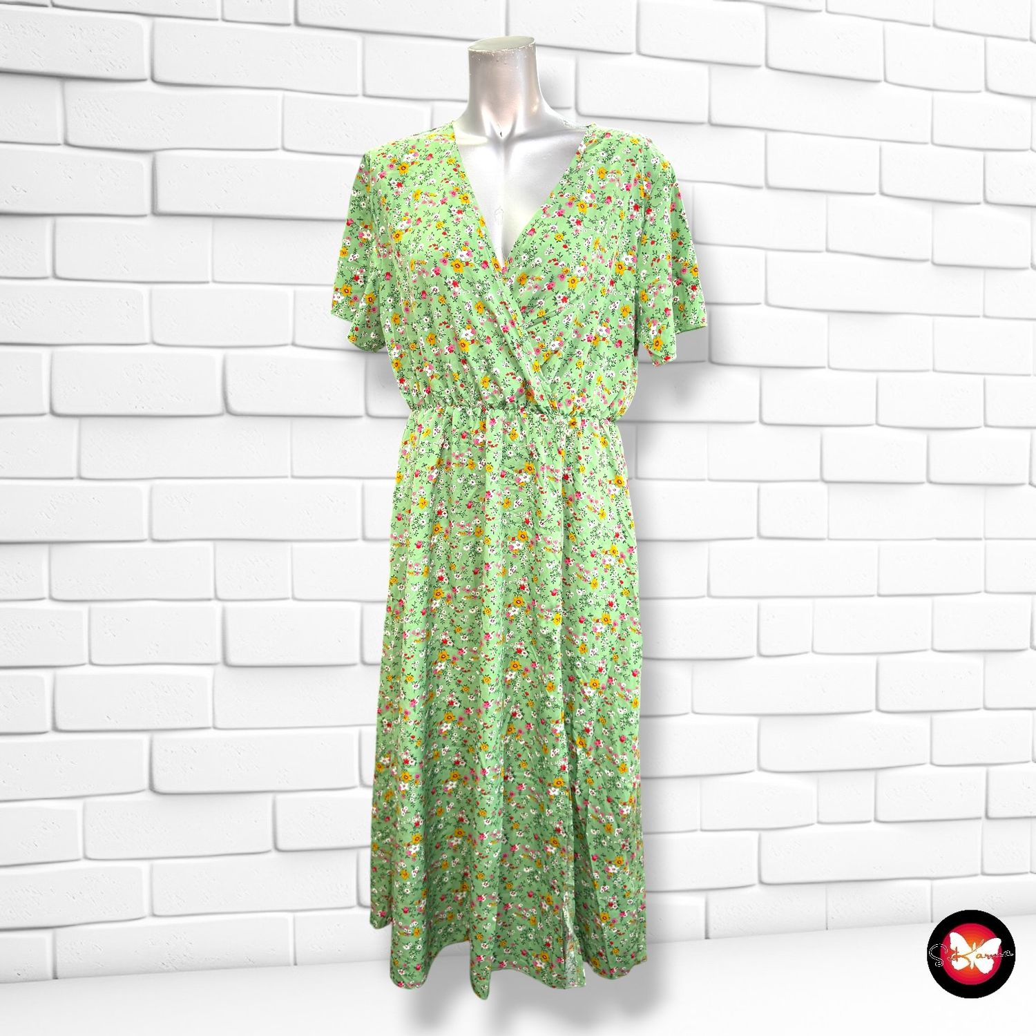 **HOY** Vestido largo de florecitas SHEIN color Verde y varios Talla L