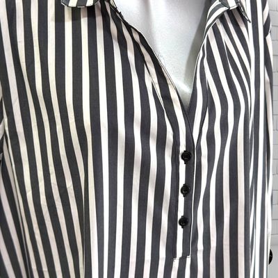 **HOY** Blusa de manga larga de rayas color Negro y blanco Talla 3XL