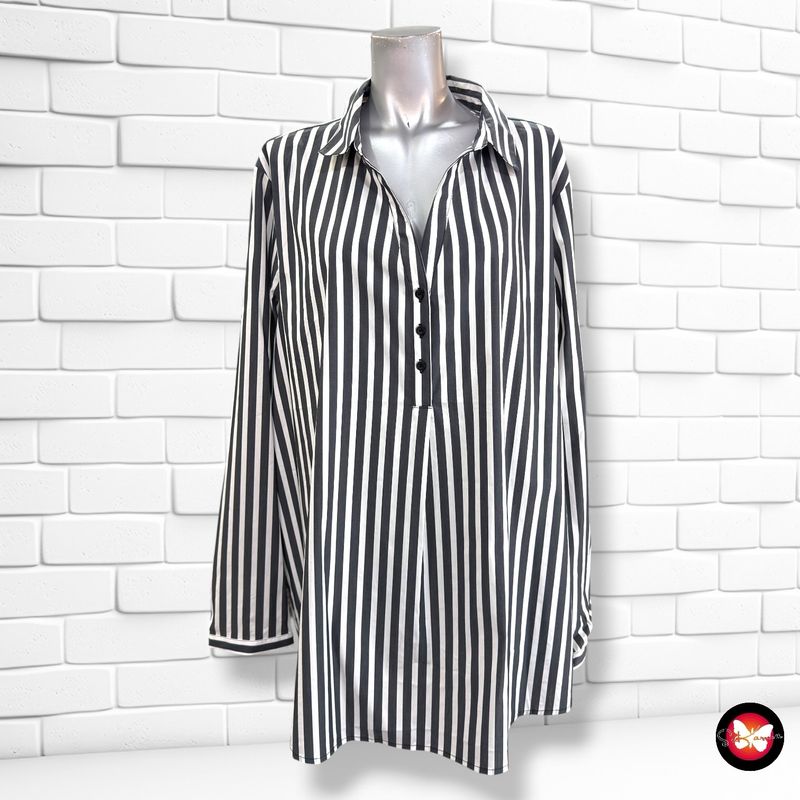 **HOY** Blusa de manga larga de rayas  color Negro y blanco Talla 3XL