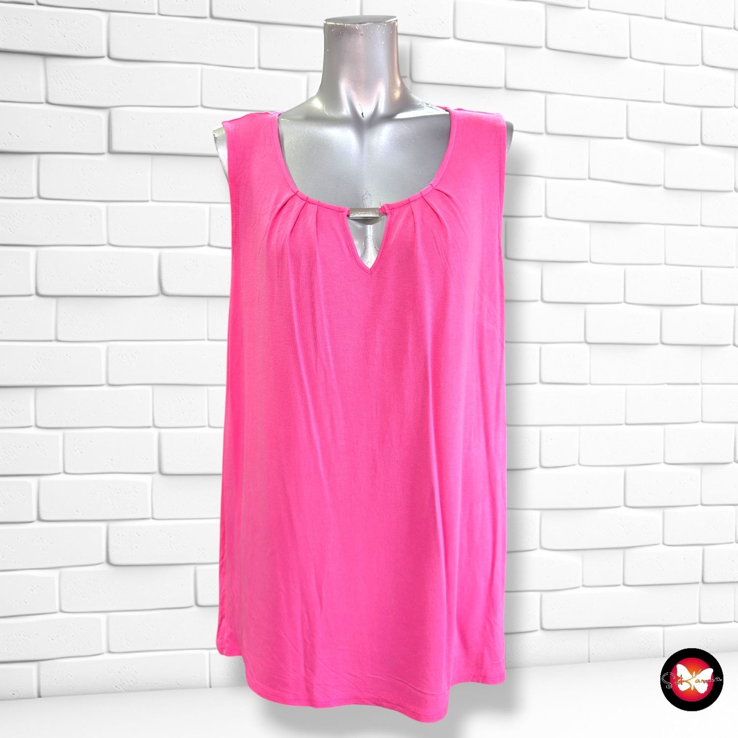 **HOY** Camiseta sin mangas básica con aplique JANINA color Rosa Talla 42