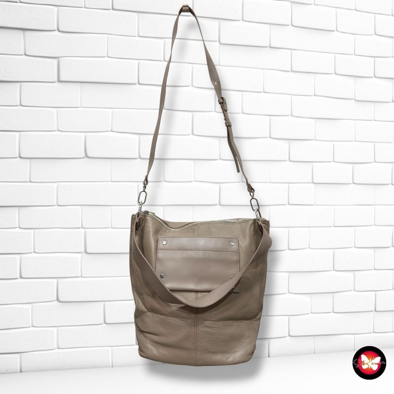 **HOY** Bolso de hombro/ bandolera de piel LIEBESKIND color Taupe Talla MEDIANO