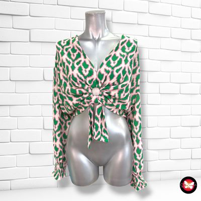 **HOY** Blusa cropped con lazo  color Verde, rosa y crema Talla XL