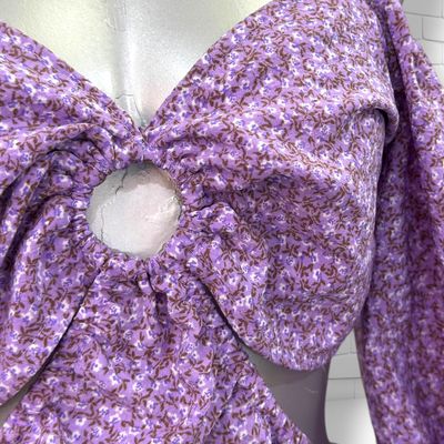 **HOY** Vestido cut-out DIVIDED color Violeta Talla M