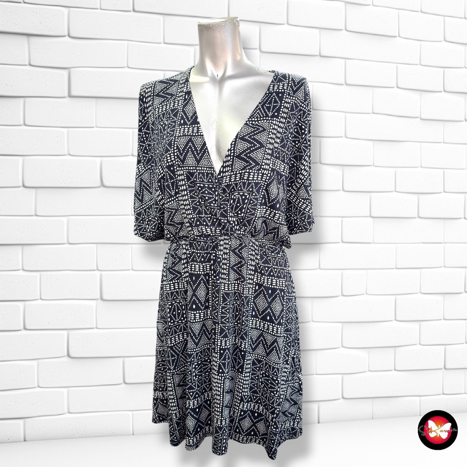 Vestido escote cruzado  color Azul y blanco Talla M