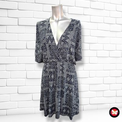 **HOY** Vestido escote cruzado color Azul y blanco Talla M