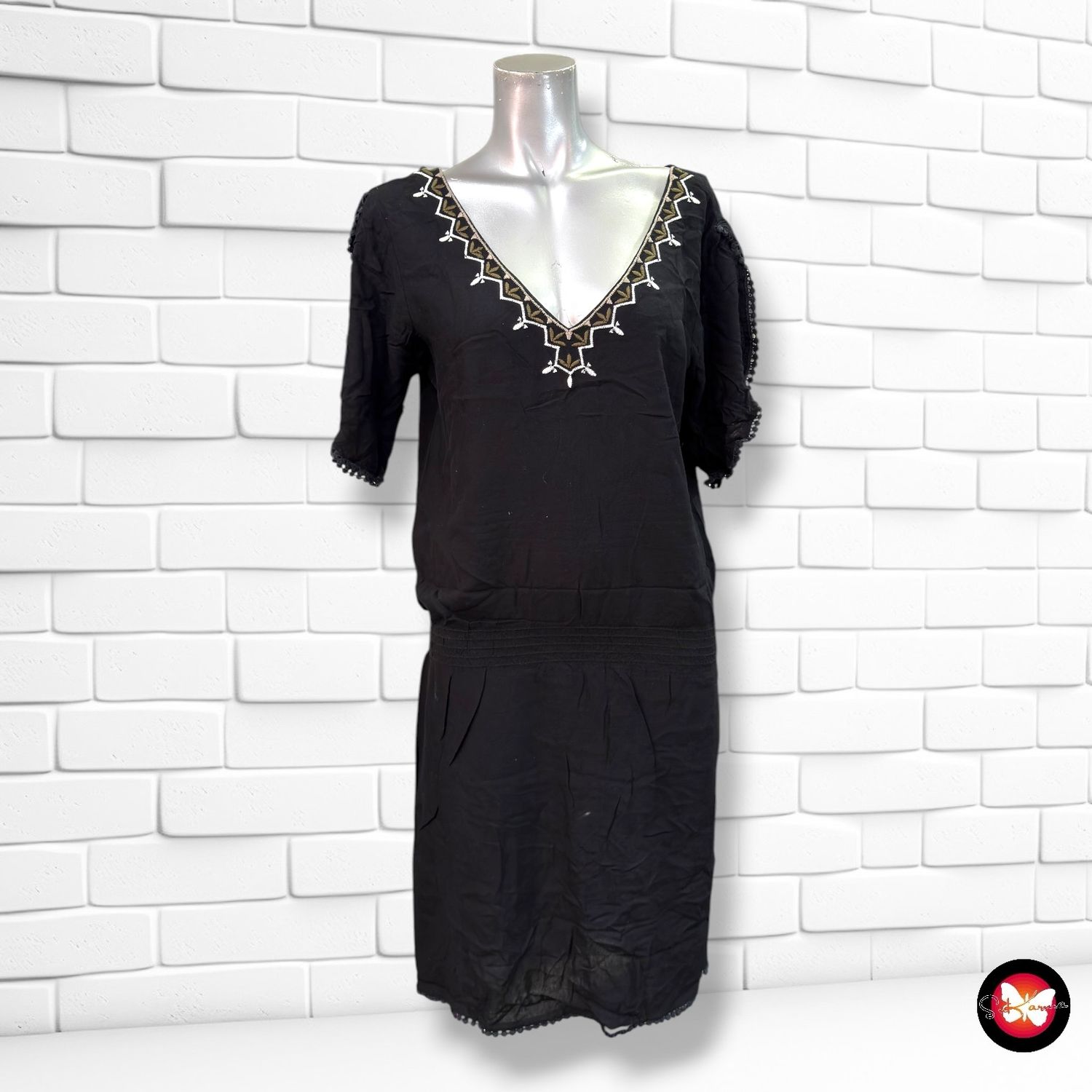 **HOY** Vestido playero con bordados  color Negro Talla S/M