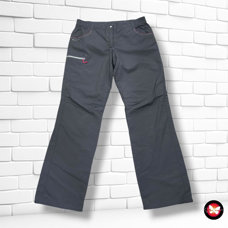 **HOY** Pantalón outdoors QUECHUA color Gris Talla 40
