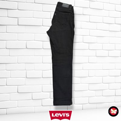 **HOY** Pantalón 721 HIGH RISE SKINNY LEVI’S color Negro Talla S (W26)