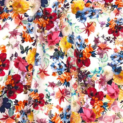 **HOY** Falda sueltita de flores color Varios Talla S