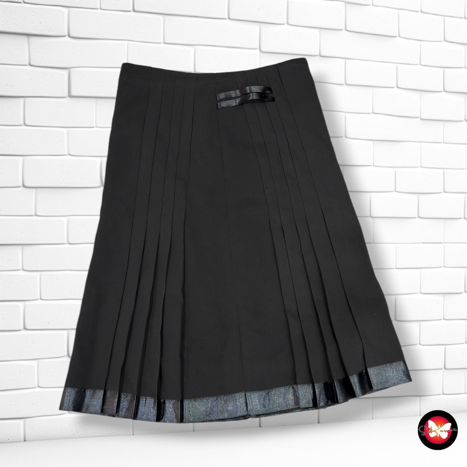 **HOY** Falda plisada ELPI color Negro Talla 40
