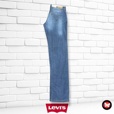 **HOY** Pantalón STANDARD COUPE DROITE LEVI’S color Azul vaquero Talla L (W31)