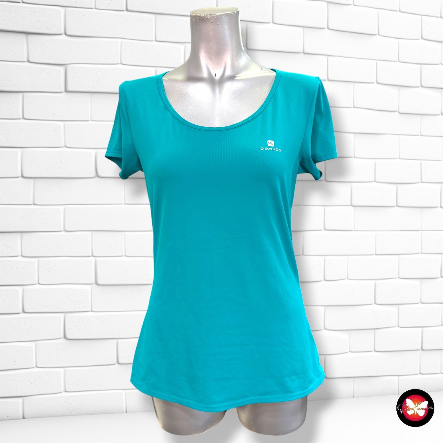 Camiseta deportiva DOMYOS color Turquesa Talla 38