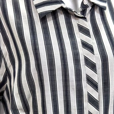 **HOY** Camisa de manga larga de rayas PETER HAHN color Azul marino y gris Talla 48