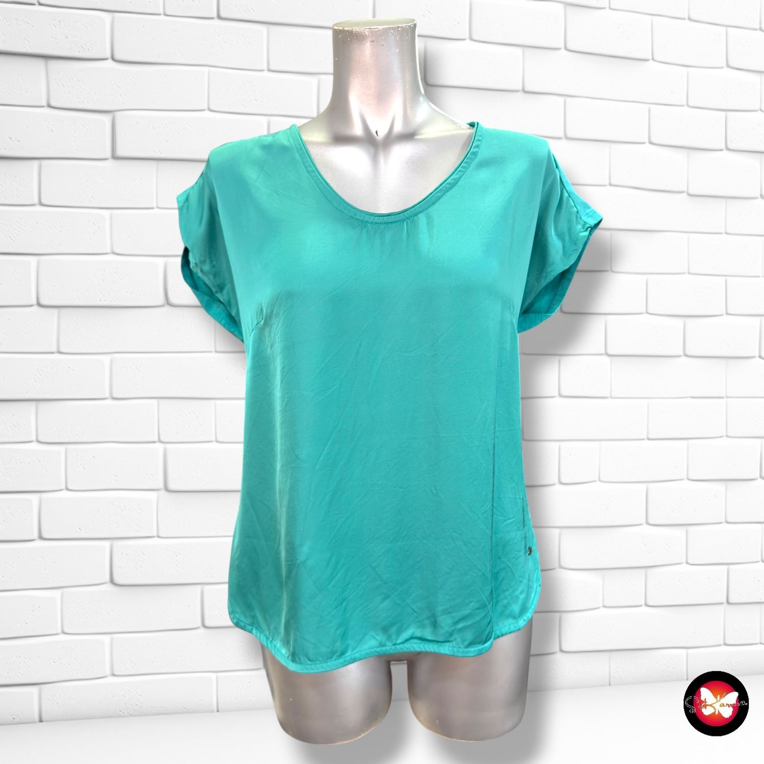 Blusa de frente satinado SANDWICH_ color Turquesa Talla XS