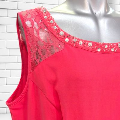 **HOY** Vestido de fiesta con encaje y pedrería YESSICA color Coral Talla XL