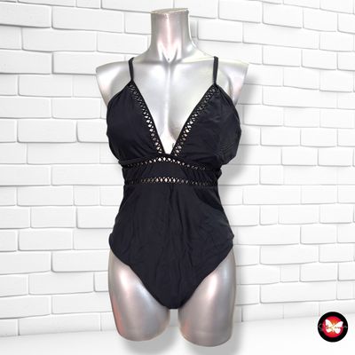 **HOY** Bañador entero con caladito  color Negro Talla M
