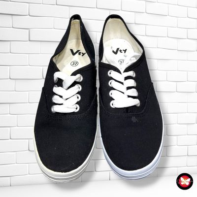 **HOY** Zapatillas de lona  color Negro Talla Calzado 37