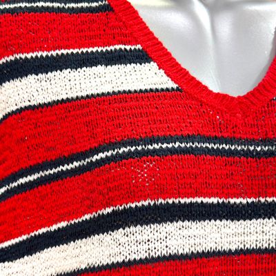 **HOY** Jersey sin mangas ESMARA color Rojo, blanco y azul marino Talla M